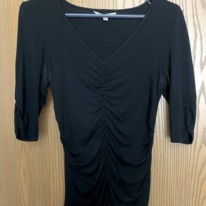 Cabi v-neck women’s top. 3/4 sleeves great condition